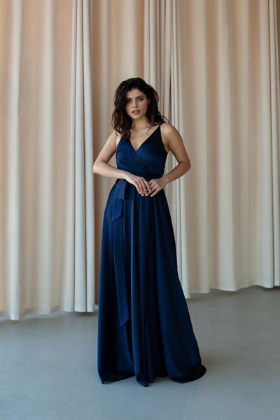 Stunning Blue A-Line Maxi Dress - Floor Length with Side Slit, Ideal for Bridesmaids or Prom (S/M, blue)