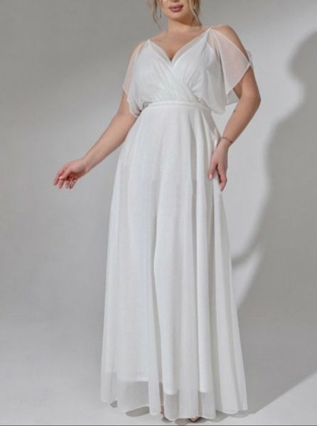 Elegant White Chiffon A-Line Maxi Dress with Cold Shoulders (XL/XXL, white)