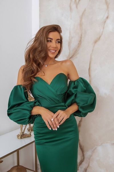 Green Satin Midi Dress: Cocktail Sheath with Empire Waist & Back Slit - Ideal for Spring Wedding Guests (L, green)