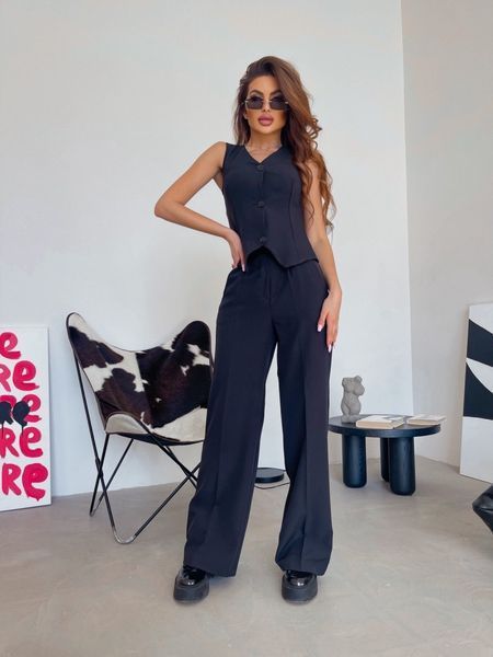 Stylish two-piece black suit (S, black)