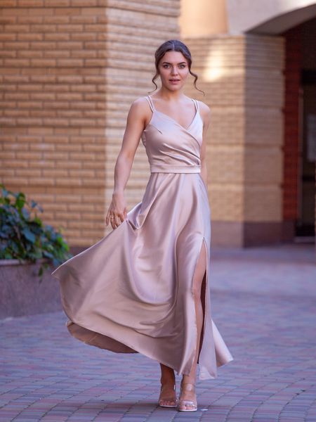 Beige Sleeveless Fit & Flare Maxi Dress with Side Slit (M, beige)