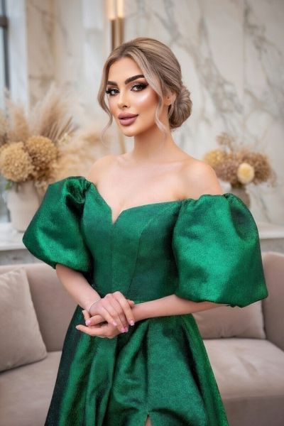 Green Off the Shoulder Prom Maxi Dress with Puff Sleeves (S/M, green)