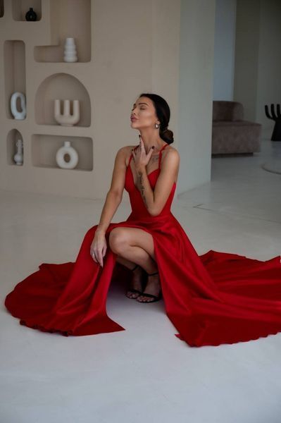 Gorgeous A-Line Satin Maxi Dress with Side Slit (XS, red)
