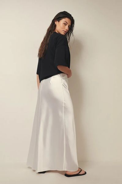 Трендова спідниця атласна білого кольору (M, Білий) STK-40-436-339 фото