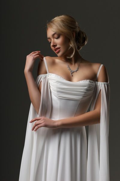 Elegant White Evening Maxi Dress (S/M, white)