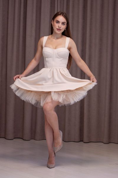 Short Backless Beige Cocktail Dress with Lace-Up Corset Top (S, beige)
