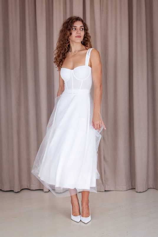 silk a line wedding dress Lynnewood The unique bow décor Yellow Blue Gold Dress Size:16-16.5-32-33 Wedding Dresses To Rent In Melbourne