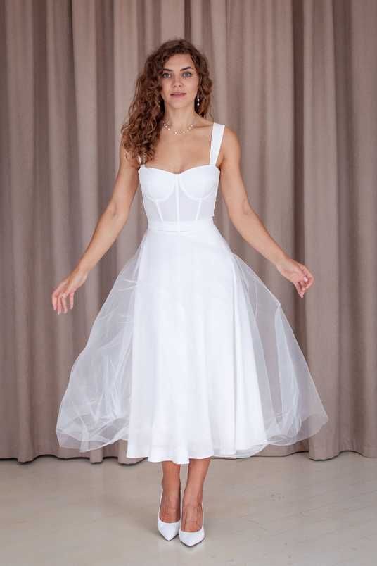 Elegant White Midi Corset Dress: Perfect for Prom, Graduation, and Engagements. (S, white) Elegant White Midi Corset Dress: Perfect for Prom, Graduation, and Engagements. (S, white)