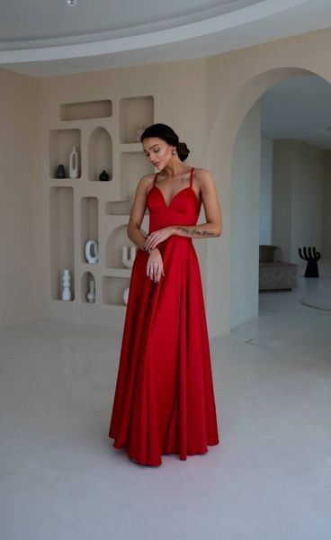 Gorgeous A-Line Satin Maxi Dress with Side Slit (M, red)