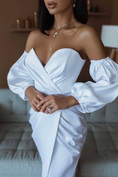 White Strapless Maxi Dress with Detachable Puff Sleeves and Sweetheart Neckline (L, white)