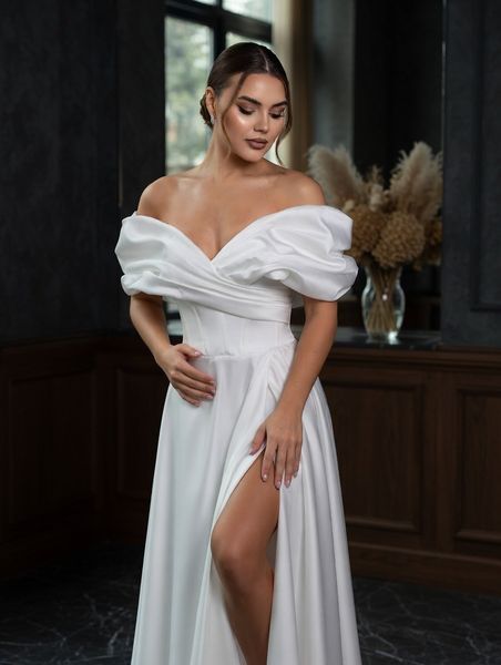 Off Shoulder Fit and Flare White Wedding Maxi Dress (XS, white)